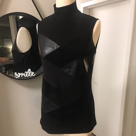 Calvin Klein Tops - Calvin Klein Geometric Panel Mock Neck Sleeveless